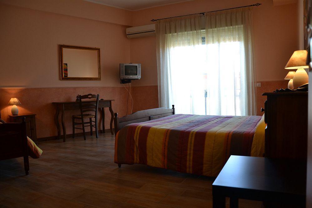 B&B Notti E Dintorni Nicolosi Buitenkant foto