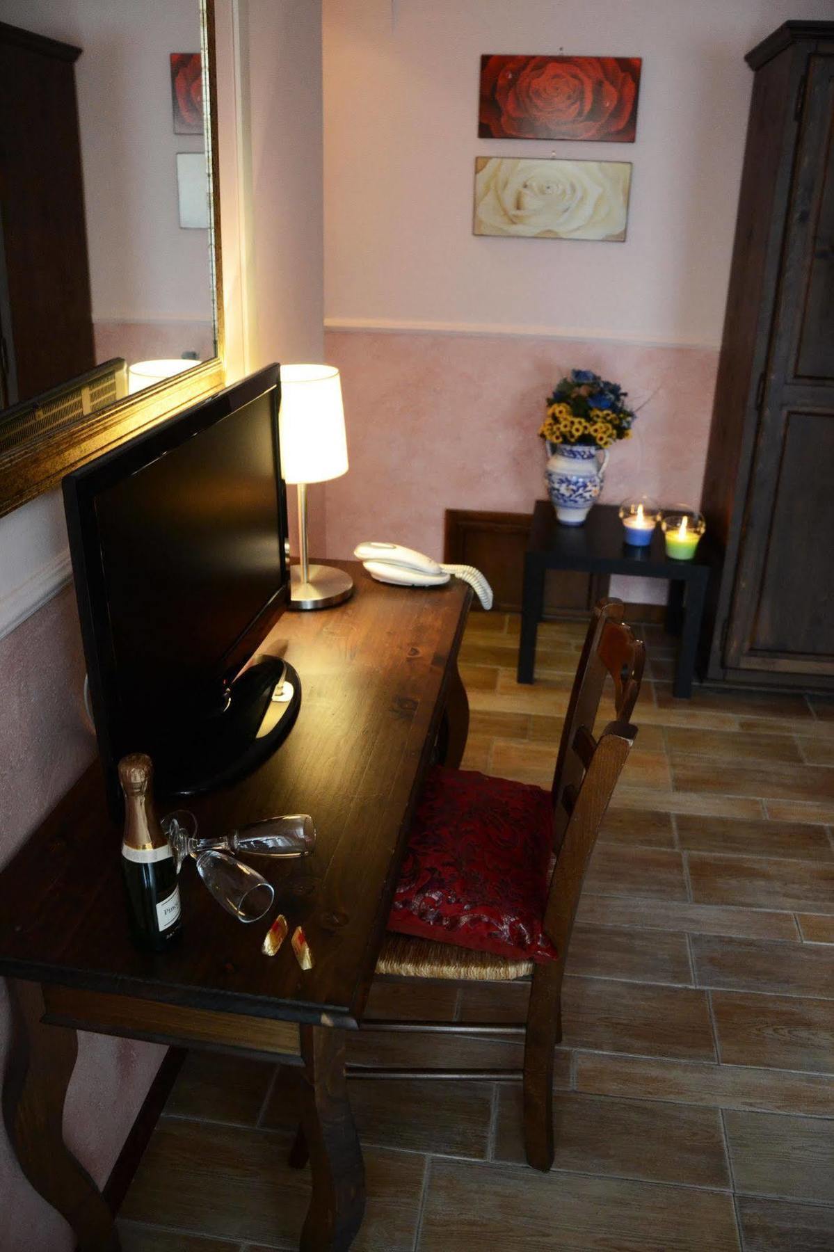 B&B Notti E Dintorni Nicolosi Buitenkant foto