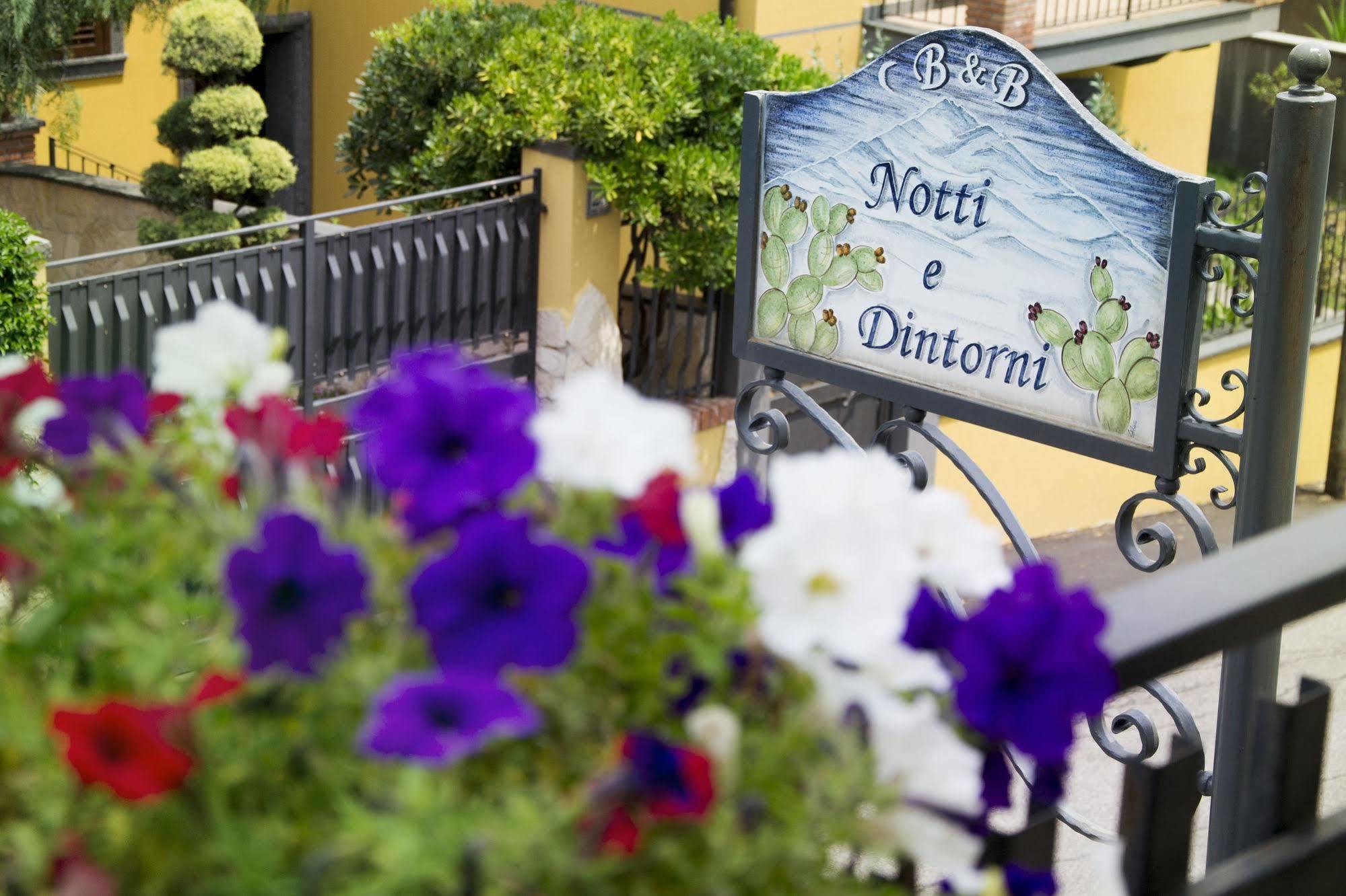 B&B Notti E Dintorni Nicolosi Buitenkant foto