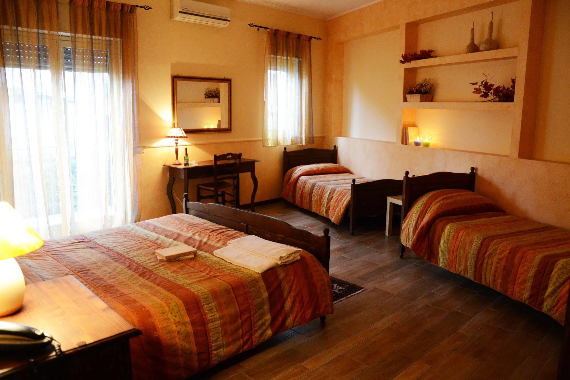 B&B Notti E Dintorni Nicolosi Buitenkant foto